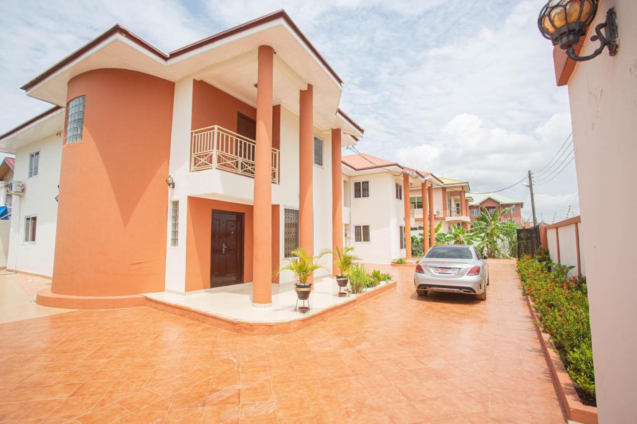 Accra Luxury Homes @ East Legon Exterior photo